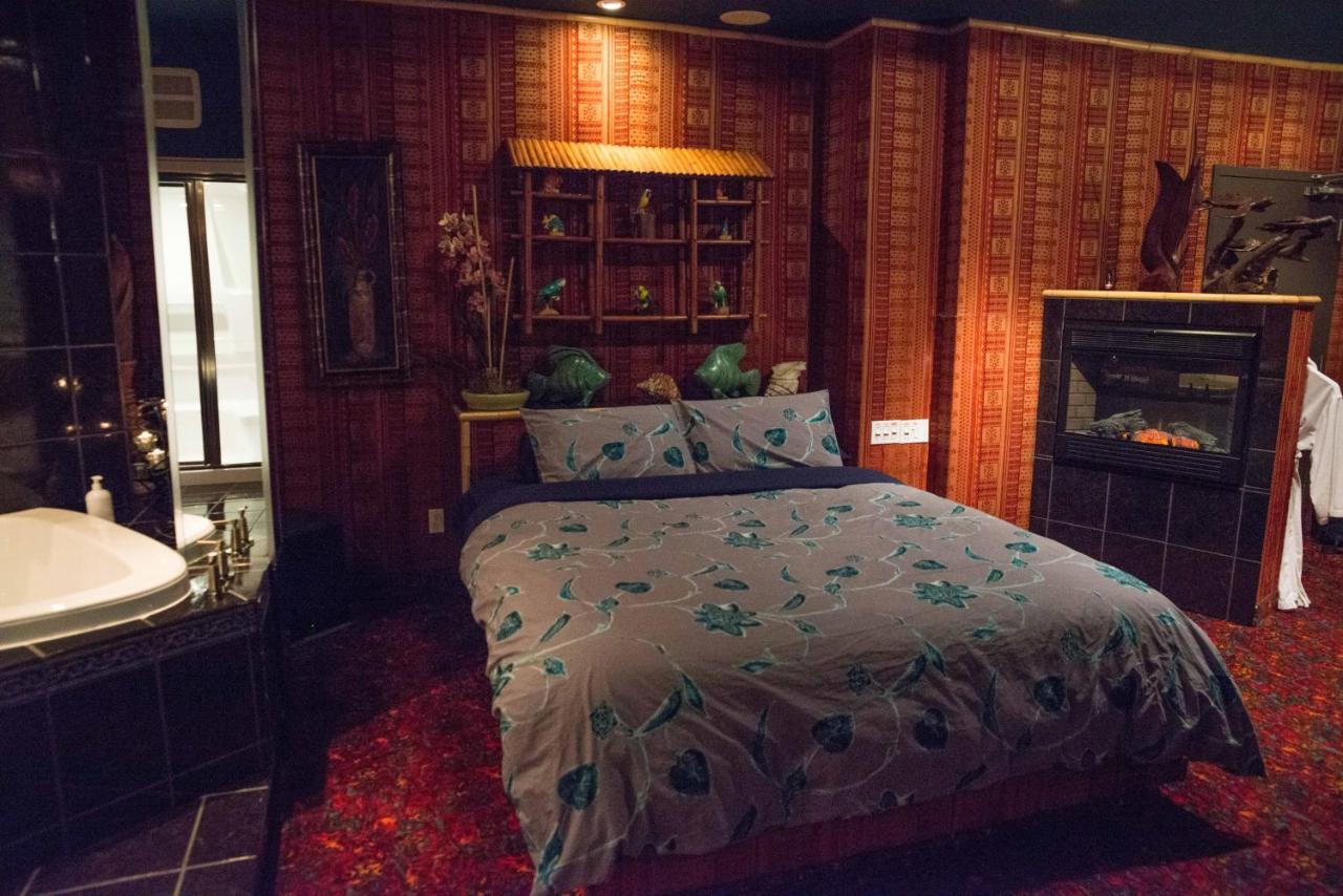 Mariaggi'S Theme Suite Hotel & Spa วินนิเพก ภายนอก รูปภาพ